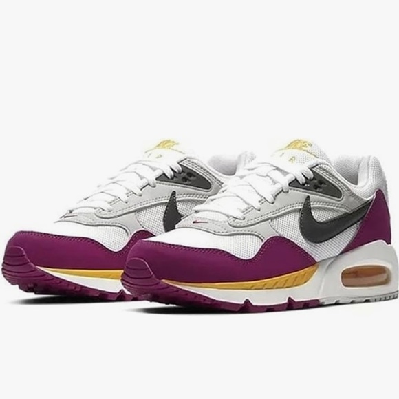 New women’s Nike Sz 7, 7.5, 8 shoes Air Max - Picture 2 of 6